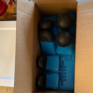 Thrival Blue and Black Deep Tissue Adjustment